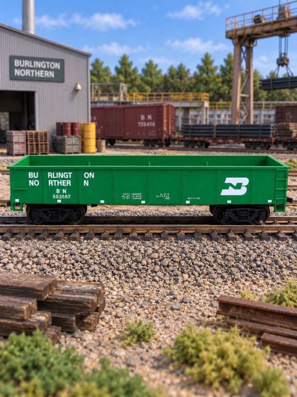 Bachmann HO Scale Model Train Burlington Northern Freight Car Green BN553557 6"